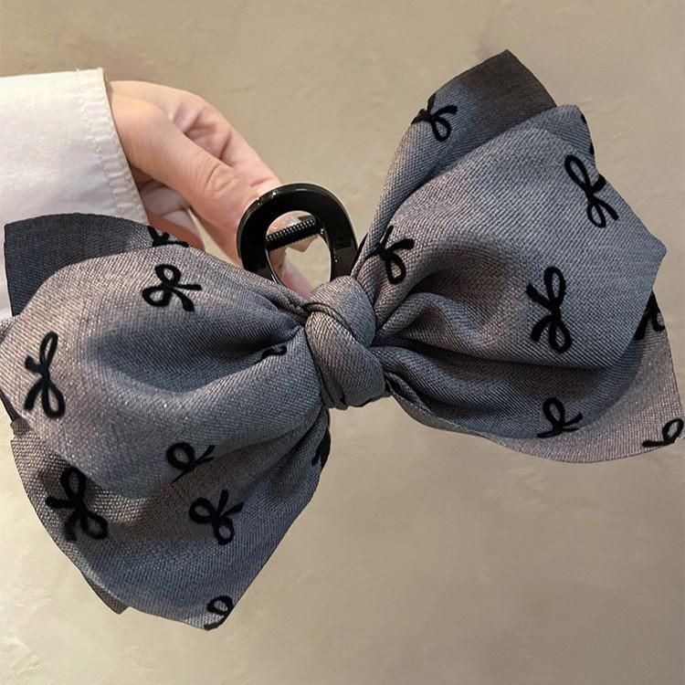 Elegant Retro Satin Bow Hair Clip for Women - Perfect for Low Ponytails and Head Ornaments