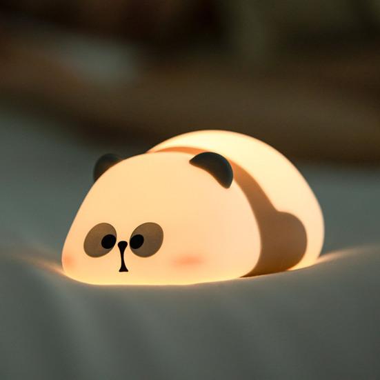 Luce notturna Panda per bambini, Lampada notturna Panda in silicone, Luce touch a LED dimmerabile, Lampada da tavolo Cartoon Panda con luce regolabile a 2 velocità per camera da letto, soggiorno
