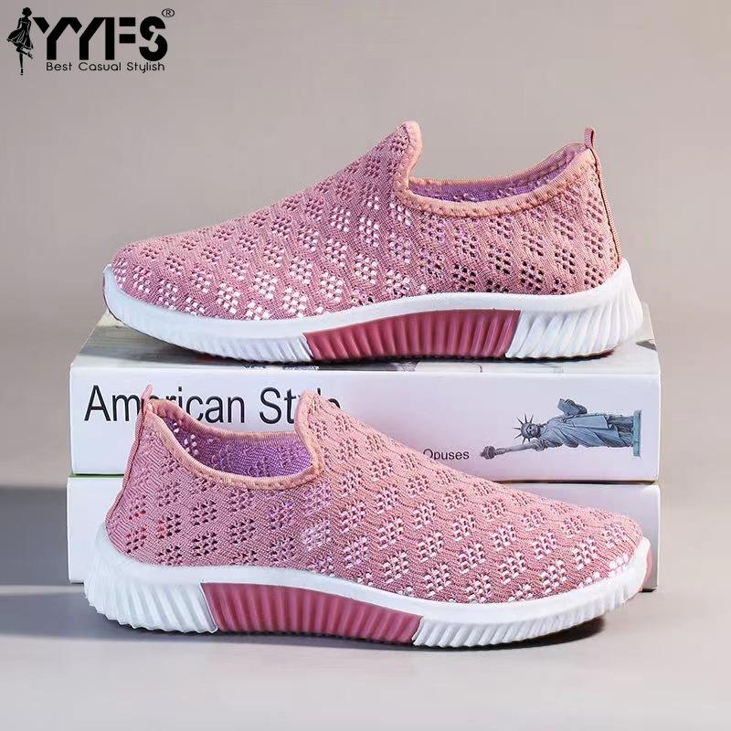 Women's Spring-summer Sports Shoes. Non-slip Wear-resistant Sneakers. Shoes Without Laces with Mesh.