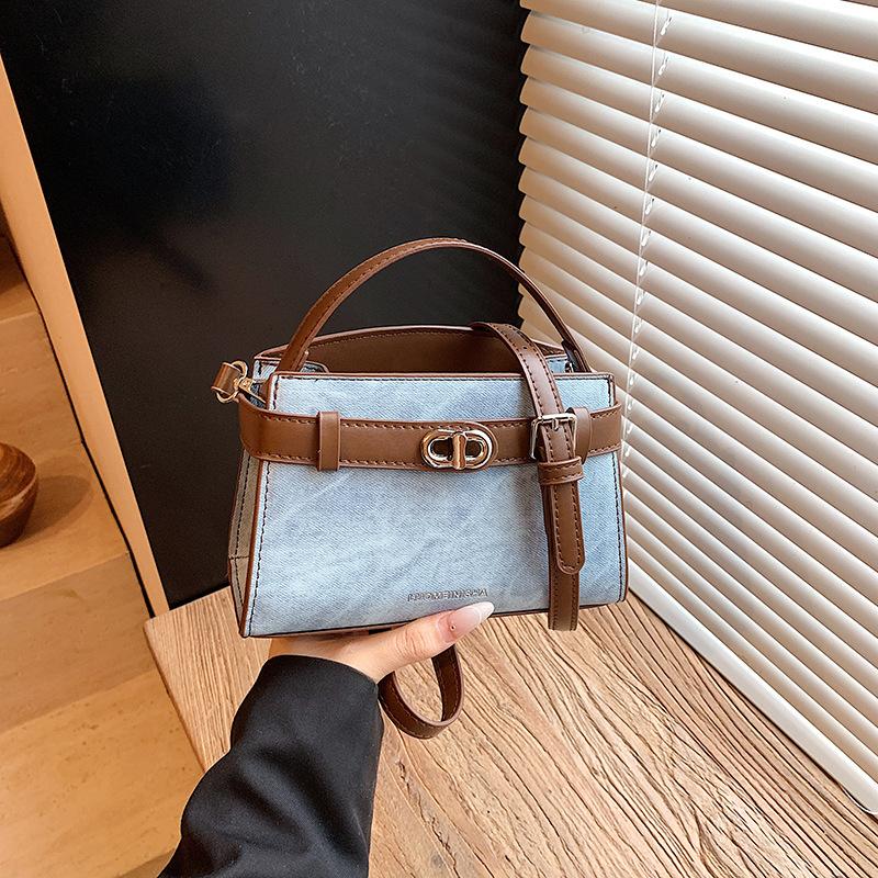 Crossbody bag women's new high-end fashion versatile hand bag niche popular shoulder bucket bag