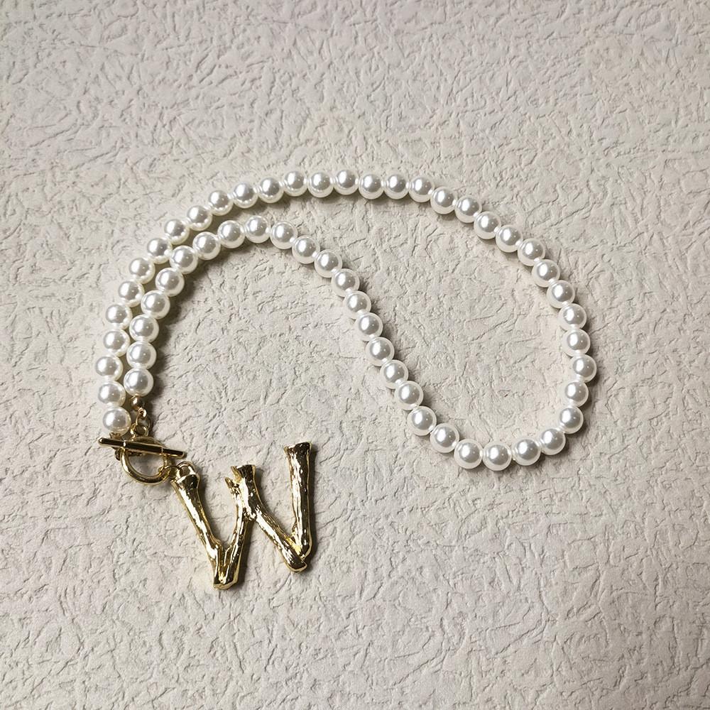 Elegant 26 Letter Pendant Pearl Necklace Stylish Streetwear Jewelry For Trendy Women