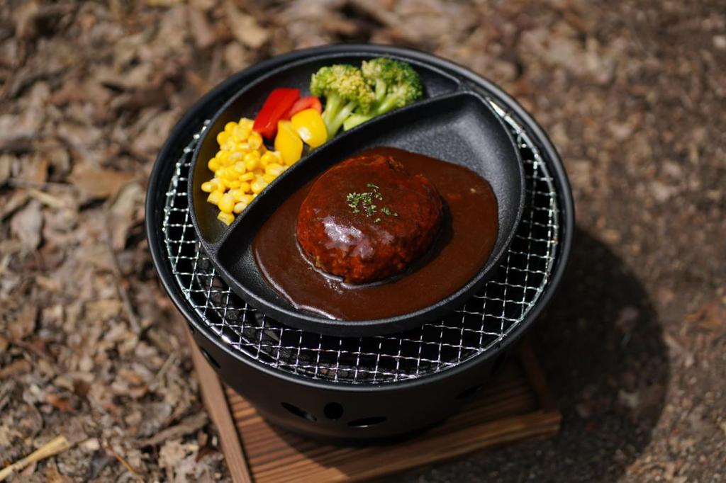 Ikenaga Iron Works Iron Plate Lunch Plate with Wooden Base, Induction Compatible, Made in Japan, 11428