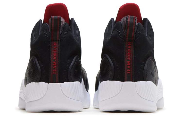Jordan Jumpman Team 2 Playoffs 819175-016
