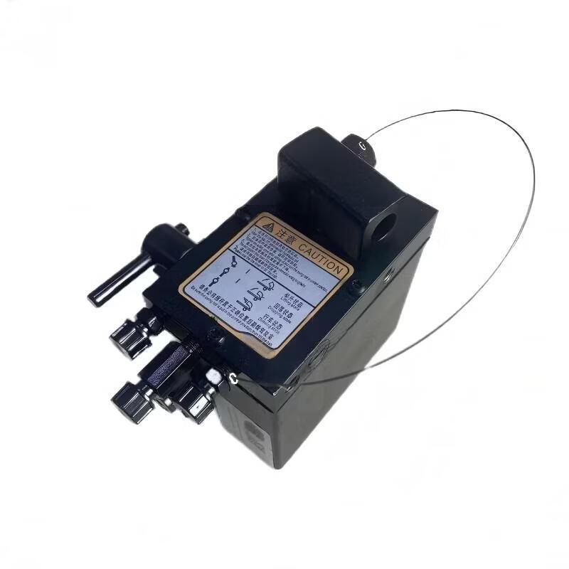 Jiefang CA1125J Truck Cabin Lift Manual Hydraulic Pump