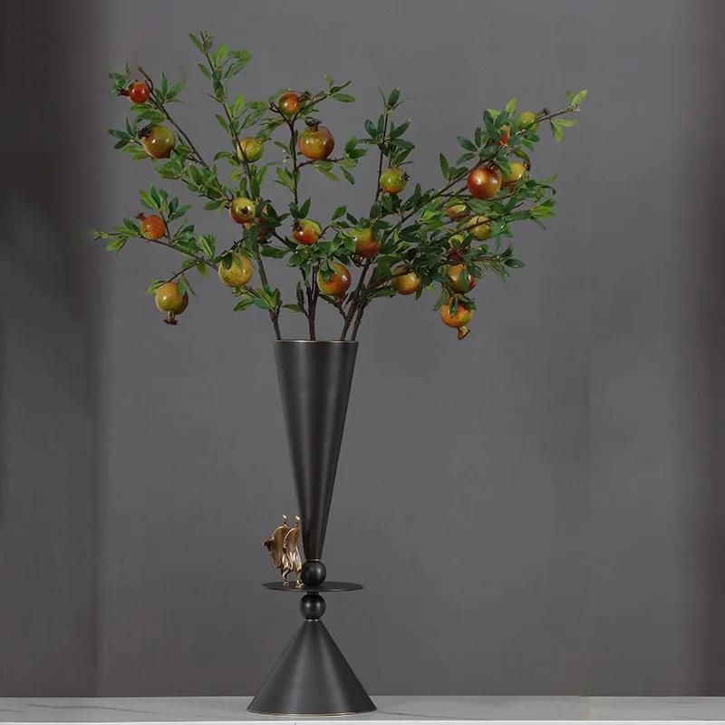 Creative Metal Handicrafts Abstract Bronze Statue Flower Vase Geometric Flower Arrangement Decorative Bottle Home Accessories