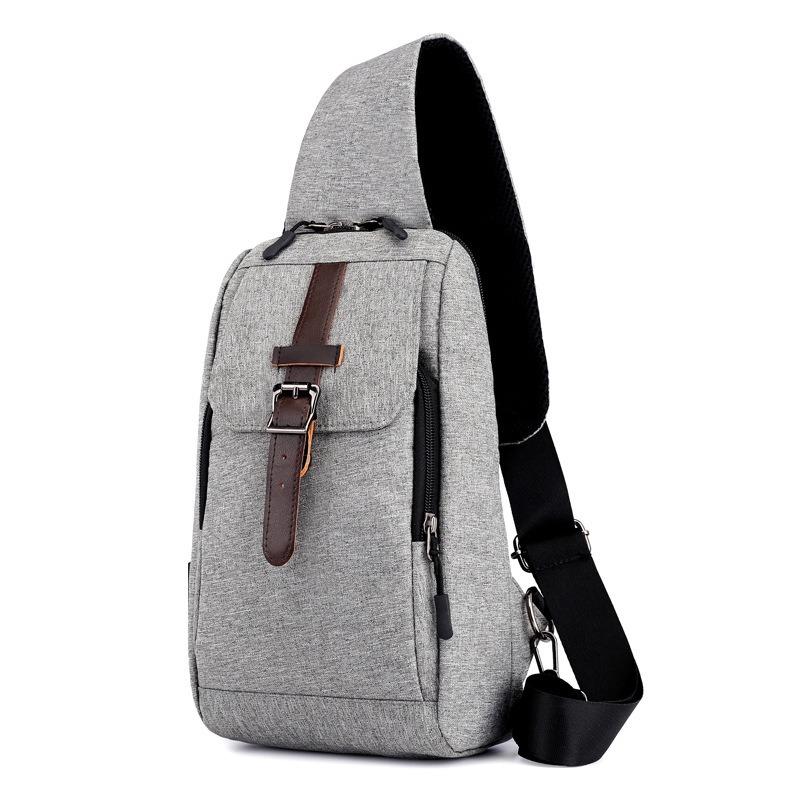 breast bag, men's trendy outdoor rechargeable travel bag, fashionable belt buckle, tear-proof fabric, shoulder messenger bag.