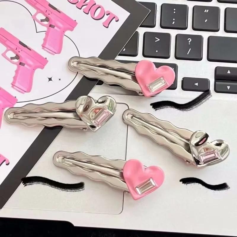 Metal Love Rhinestone Hair Clips Women's Hairpin Sweet Cool Bangs Side Duckbill Clip Hair Barrettes Korean Girls Headwear