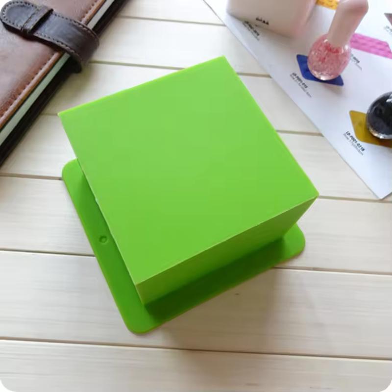 Green Square Silicone Cake Soap Mold 500ml Straight-Edged Square Brick Bread Mold 9 * 9 * 6.5cm Chiffon Bread Cake Mold