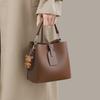 Bucket Bag Women's 2026 New Women's Bag Leather Shoulder Handbag Simple and Versatile Commuter Messenger Bag