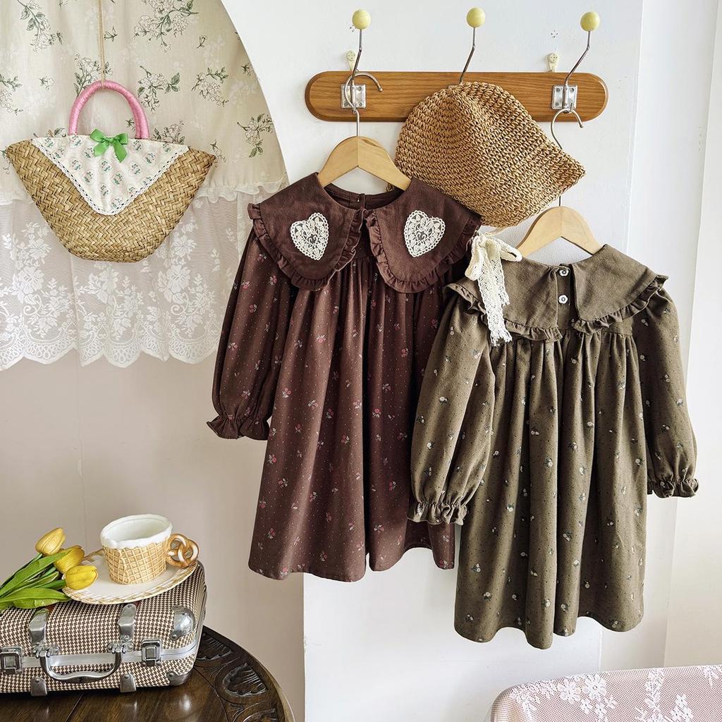 Blumen-Retro-Mädchenkleid im koreanischen Stil - Herbst 2026 Kollektion, Langarm, Rundhalsausschnitt mit Revers