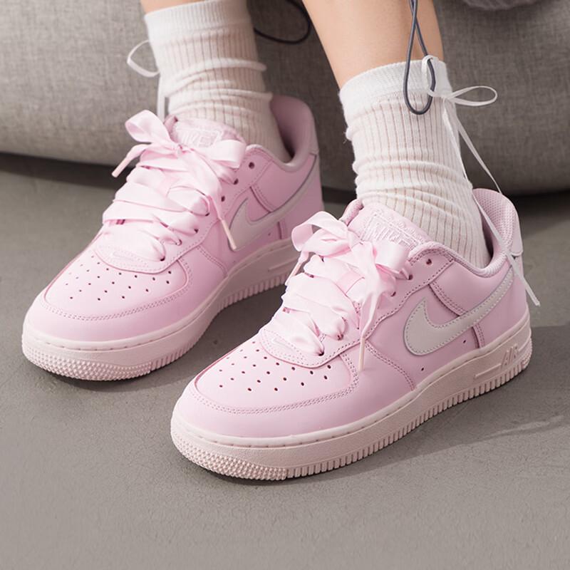 Nike Women s Force 1 Low-Top Sneakers 7