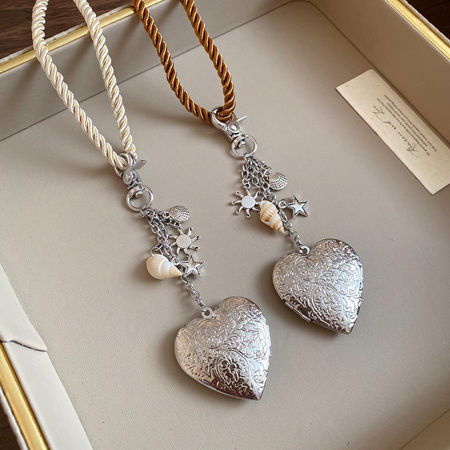 Fashion Shell Pendant Necklaces Women Heart Long Removable Keychain Sweater Chains Minimalist Design Daily Wear Gift Accessories