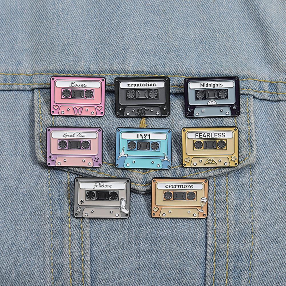 Men Women Cartoon Magnetic Tape Brooch Cute Music Tape Pin Lapel Pin For Jacket Shirt Hat Vintage Pin Accessories
