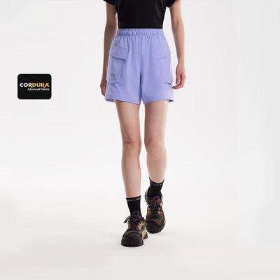 Gonne e pantaloni da donna – Pantaloncini