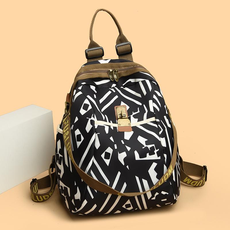 Nylon Cloth Backpack Women's Korean Version New Fashionable and Versatile Nylon Casual Women's Bag Travel Large Capacity Backpack
