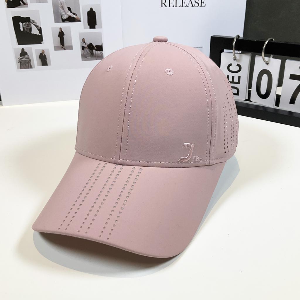 Spring And Summer High-End Fashion Baseball Cap Simple Casual Versatile Outdoor Travel Shade Sports Cap