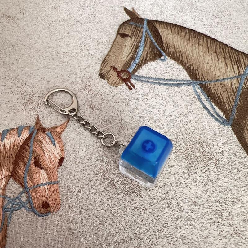 Led Keyboard Key Chain Toy Stress Relief Diy Button Finger Keyboard Caps Toy Small Gifts Small Gadgets Keychains