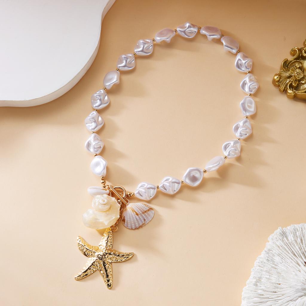 Boho Exaggerated Big Scallop Conch Shell Pendant Necklace for Women Summer Beach Pearl Starfish Chain Choker Ocean Neck Jewelry