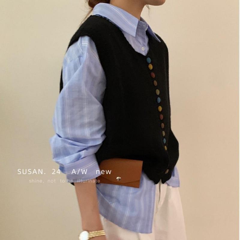 

Осень новый ретро высококлассный двубортный свободный вязаный жилет повседневный многослойный универсальный свитер женский One Size чёрный