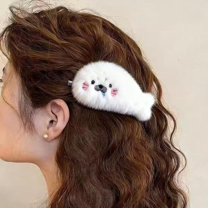 Hot Sale 1/2Pcs Plush Little Seal Hair Clip Hair Accessory Versatile Autumn And Winter Cute Pet Bangs Clip Side Broken Hair Clip