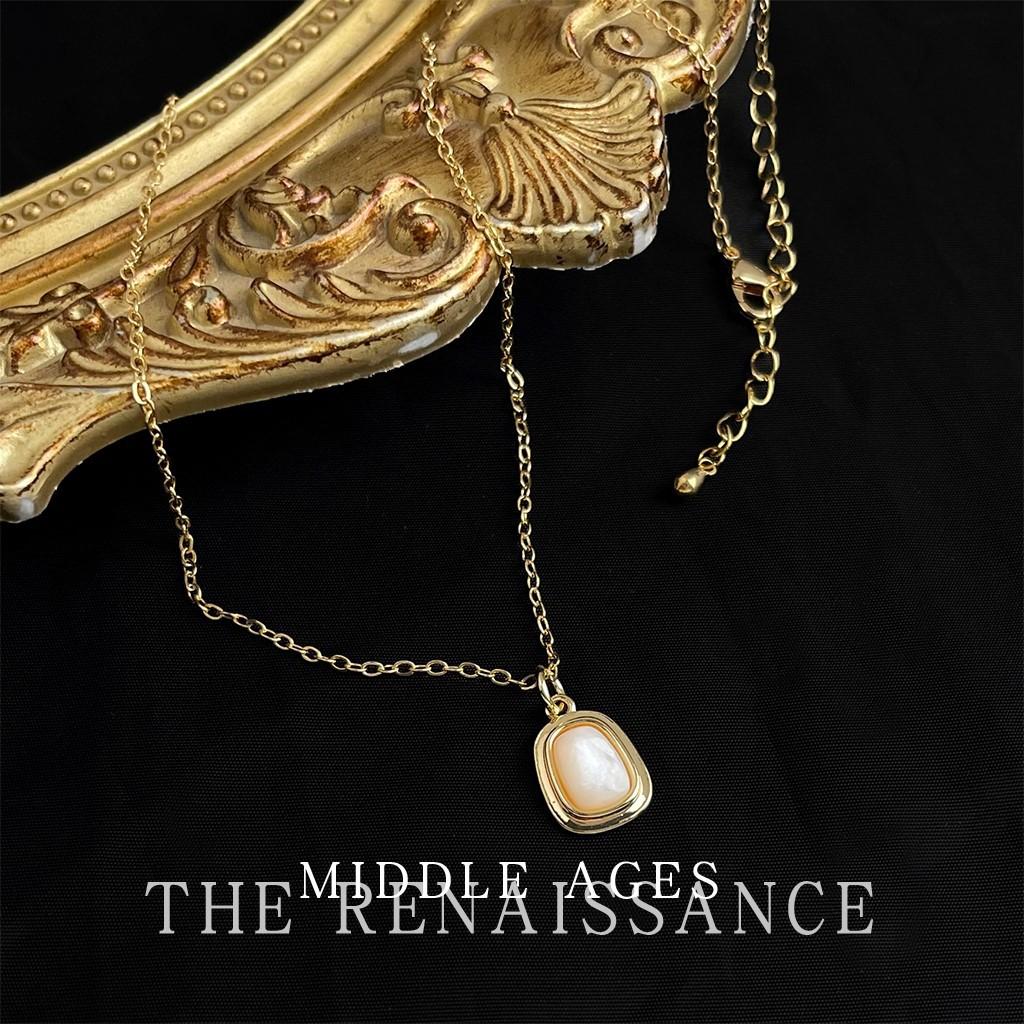 

Geometric Real Shell Necklace Collection Niche Design Sense Fashion Light Luxury Style Necklace Women