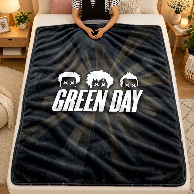Flannel BlanketGreen Day Warm Soft Throw Blanket for Indoor Sofa Bed Living Room Use