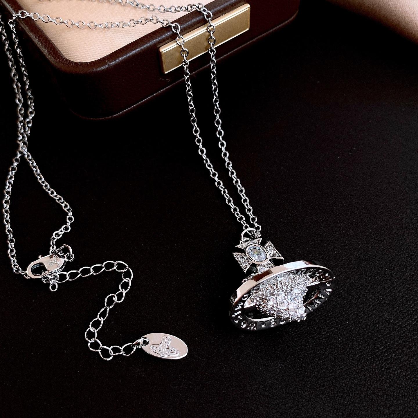 Супер вспышка циркон трехмерное сердце-образный Сатурн кулон ожерелье нишевое универсальное ключичная цепь простое ожерелье женщины