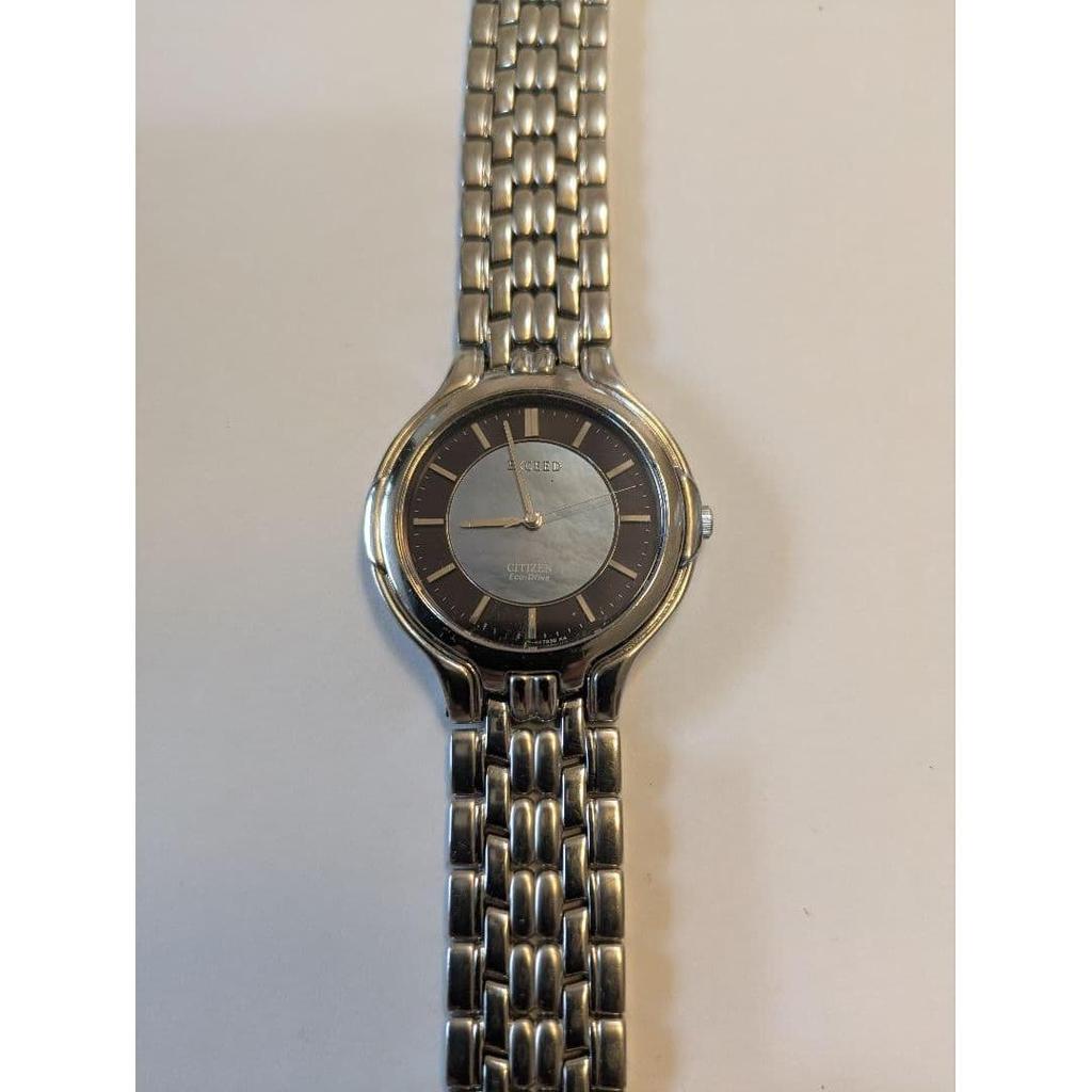 Used CITIZEN EXCEED Solar 3-hand Vintage