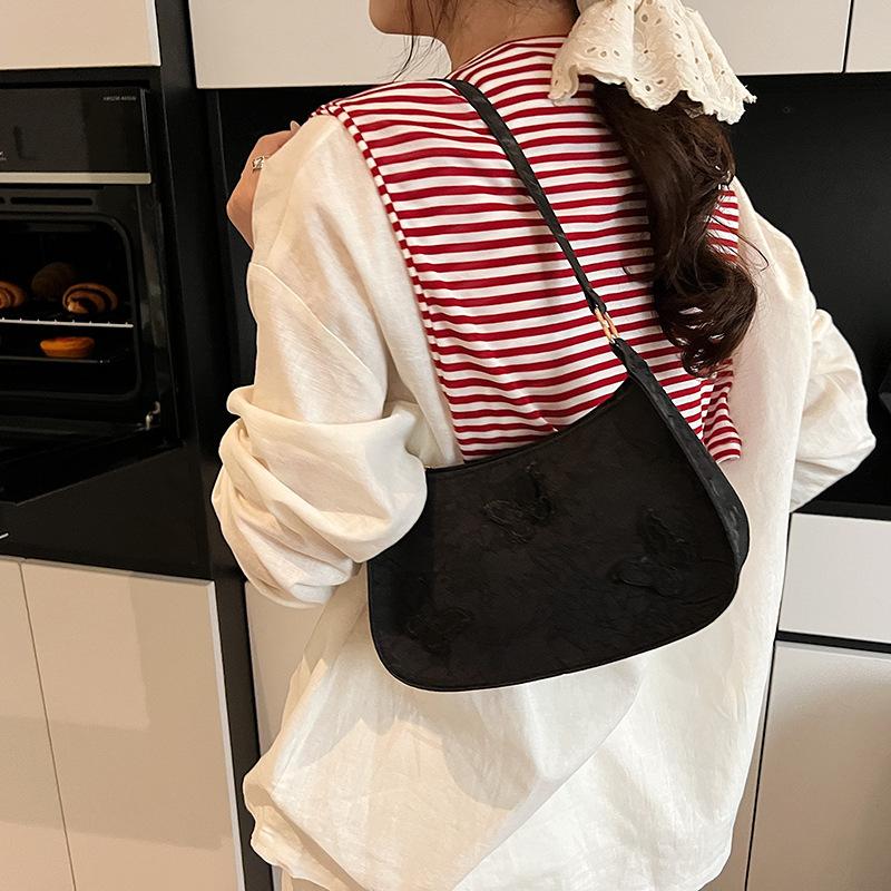 2025 summer new fashionable versatile embroidered shoulder armpit bag niche high-end messenger national style dumpling bag