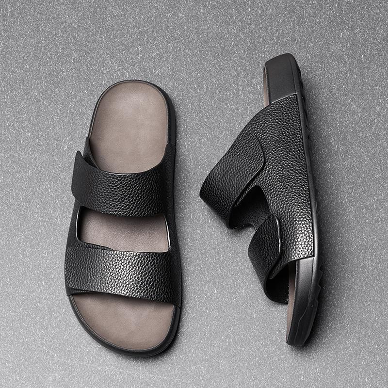 Fashion Luxury Brand Men Genuine Leather Comfortable Slippers Thick Soled Soft High-quality Slippers Mens Beach Vacation Casual Slippers