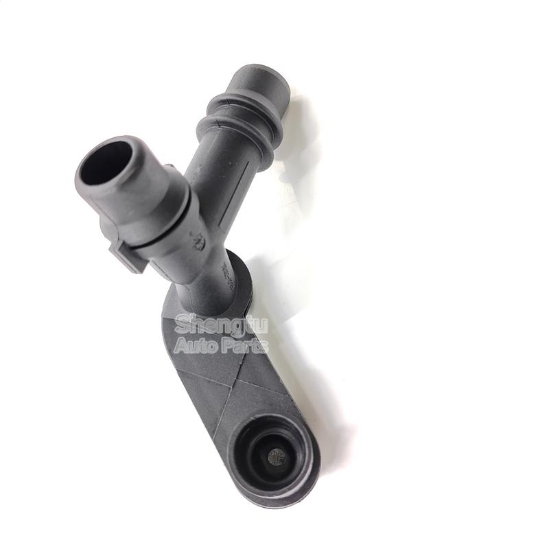 Car Accessories Water Cooler Hose Connector 17111707817 for BMW E46 2003-3006 320I 323I 325I 328I 330I Radiator Water Connector