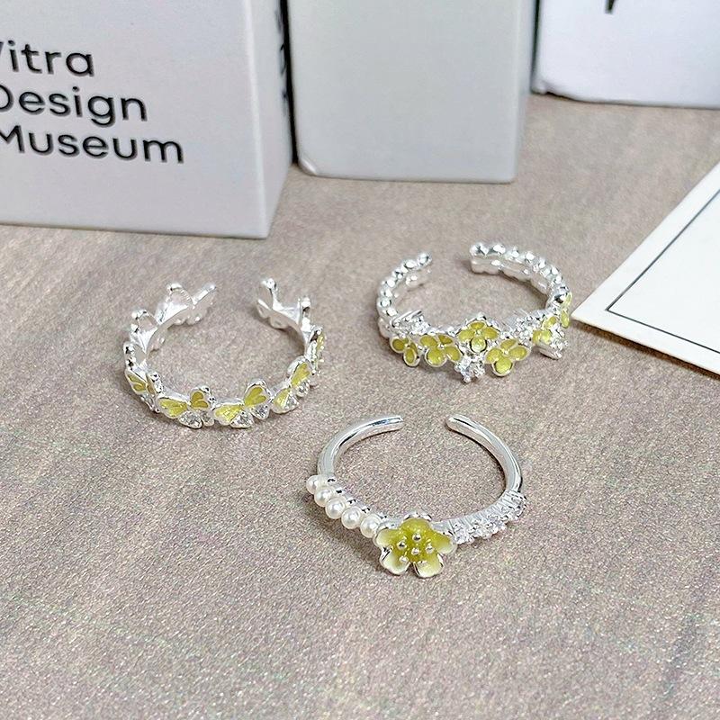 [Green] Spring And Summer Small Fresh Green Enamel Oil Dripping Butterfly Flower Opening Ring Personalized Stacking Female