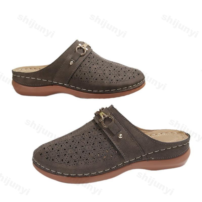 Fashion New Spring 2025 Retro Design Fashion Casual Thick Soled Half Slippers Women's Hollow Breathable Comfortable Beach Chunky Sandals