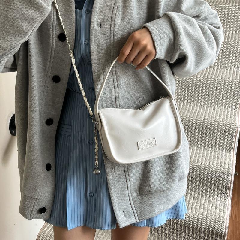 Versatile niche premium new fashion messenger bag shoulder summer portable women's bag