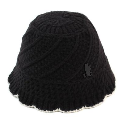 Universelle Chemie Edge Schwarzer Strick Bucket Hat Strick