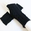 Short Fried Dough Twists Fashion Gloves, Autumn And Winter Men'S And Women'S Knitting Wool Gloves, Exposed Half Finger Warm Wrist Protectors