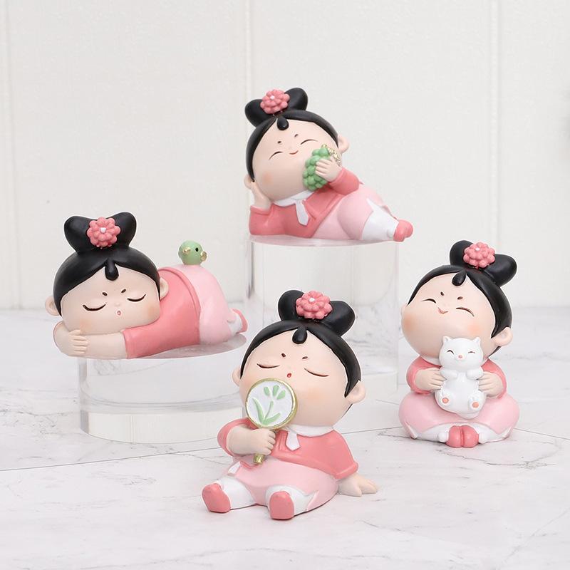 4pcs Creative Office Desktop Cute Palace Maid Decoration Ornaments Palace Grid Car Supplies Cartoon Dolls Decompression Ornament