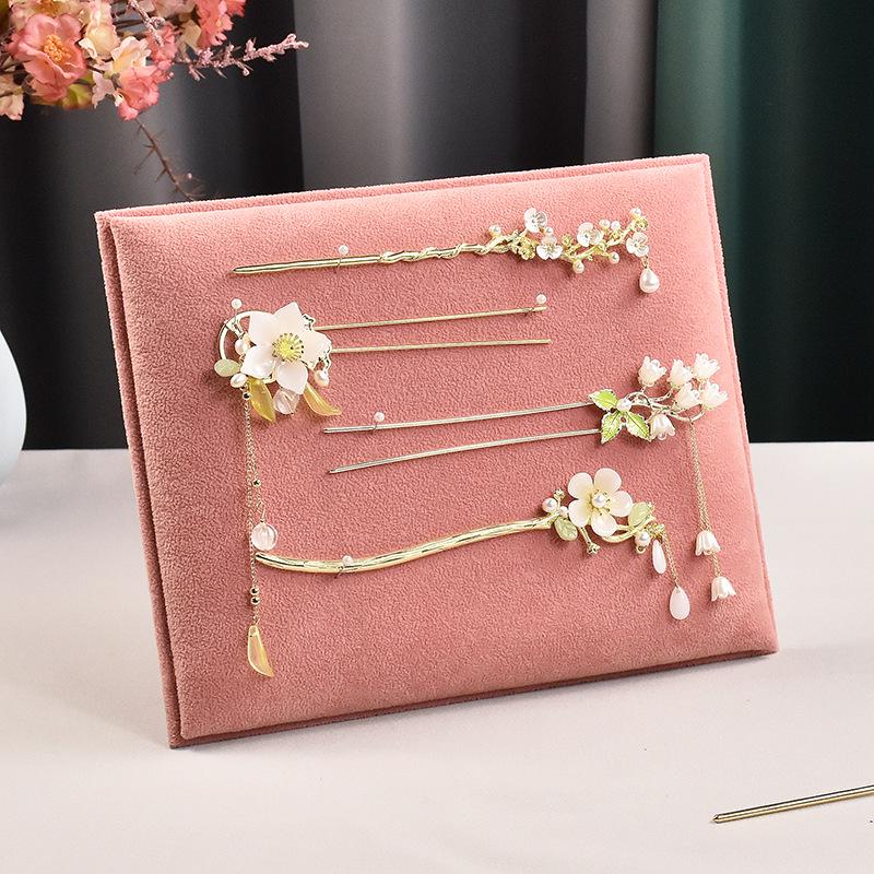 Ancient-Style Hairpin and Jewelry Display Stand with Flannel and Tassel Elements