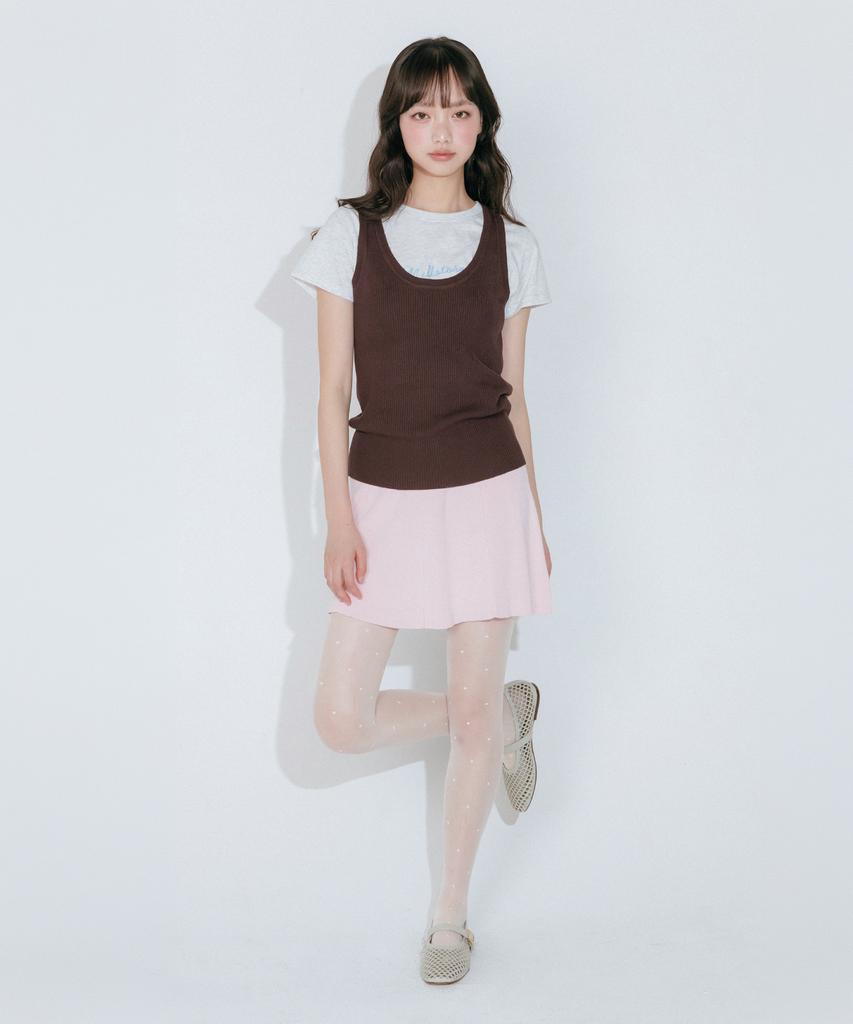 Mellotoli U-Neck Slim Sleeveless Knit Top (2 Colors)