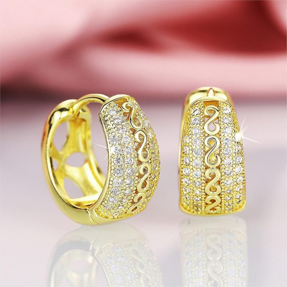 Light Hollow Out Synthetic Zirconia Hoop Earrings for Women High Quality Casual Earrings Anniversary Jewelry Accessories