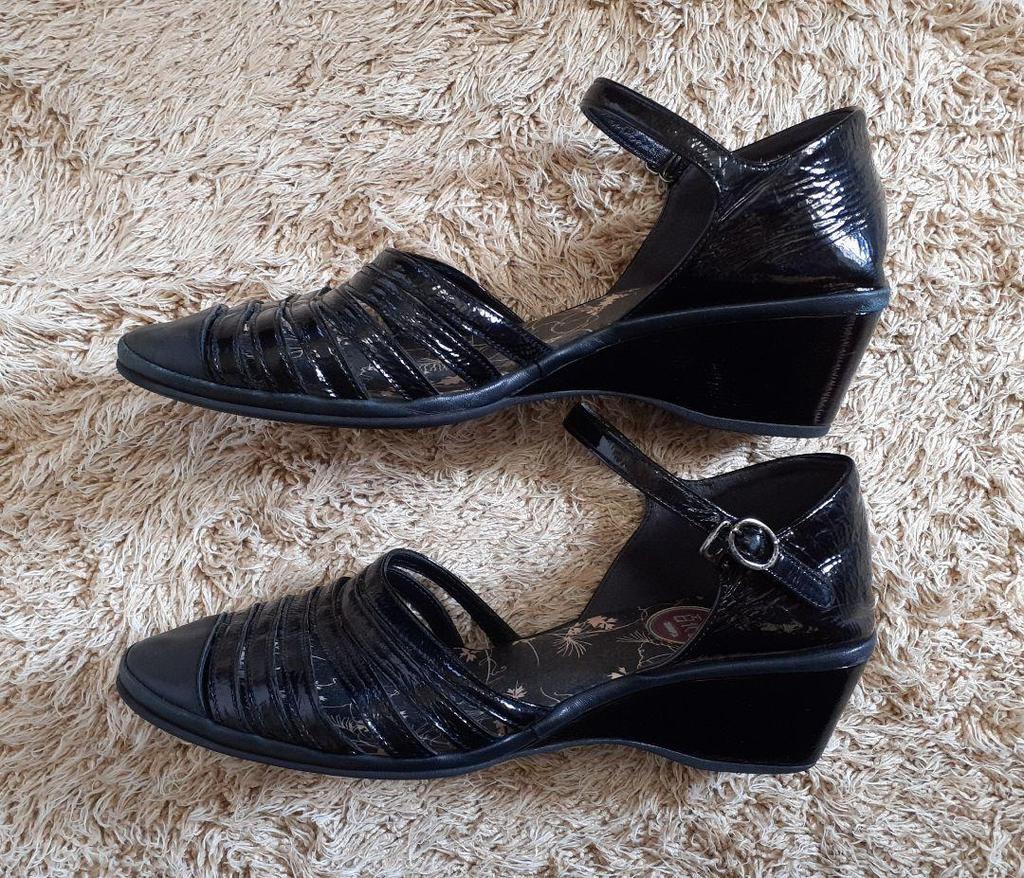 [USED] Hyakkafu Wedge Heel 23.5