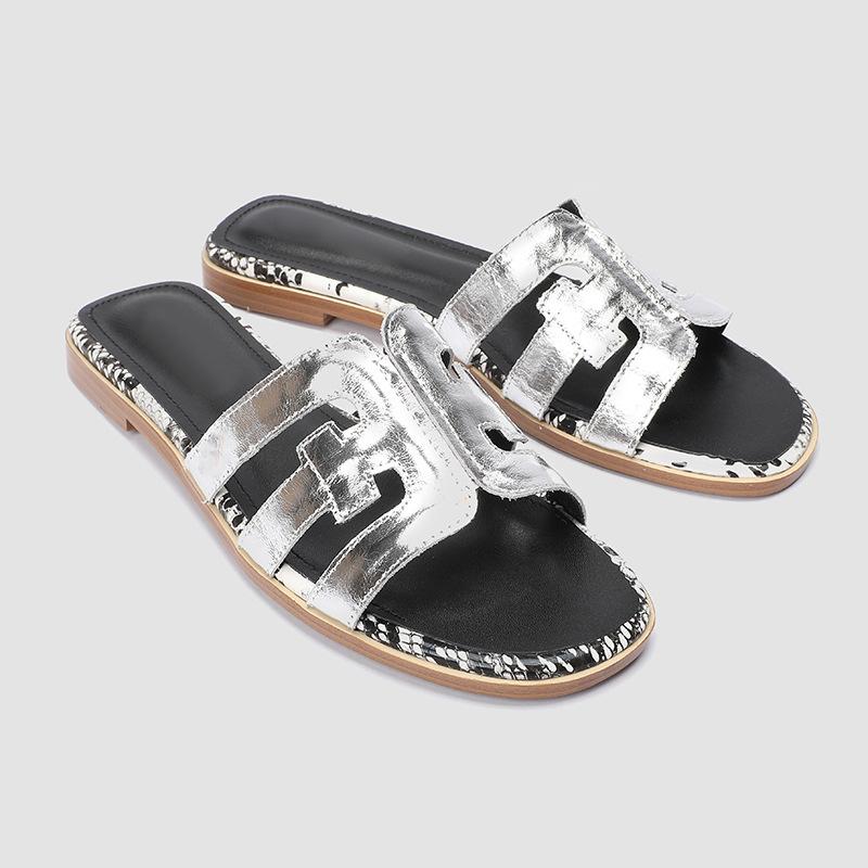 

Spot version~ Internet celebrity leather slippers women s summer wear Korean version of fashion versatile one-word drag flat-bottomed beach cool 40
