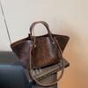 New Women's Soft Leather Tote Bag Large Capacity Single Shoulder Handbag for Daily Commute Work Casual 2025 Fashion Underarm Bag