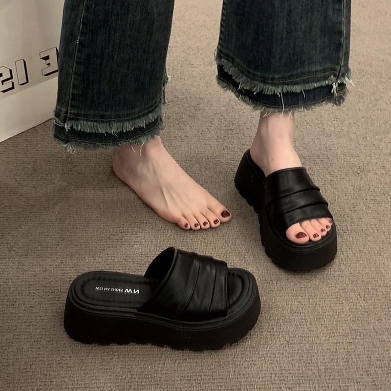 New Thick-soled High-heeled Women's Shoes for Summer Outerwear One-word Flip-flops