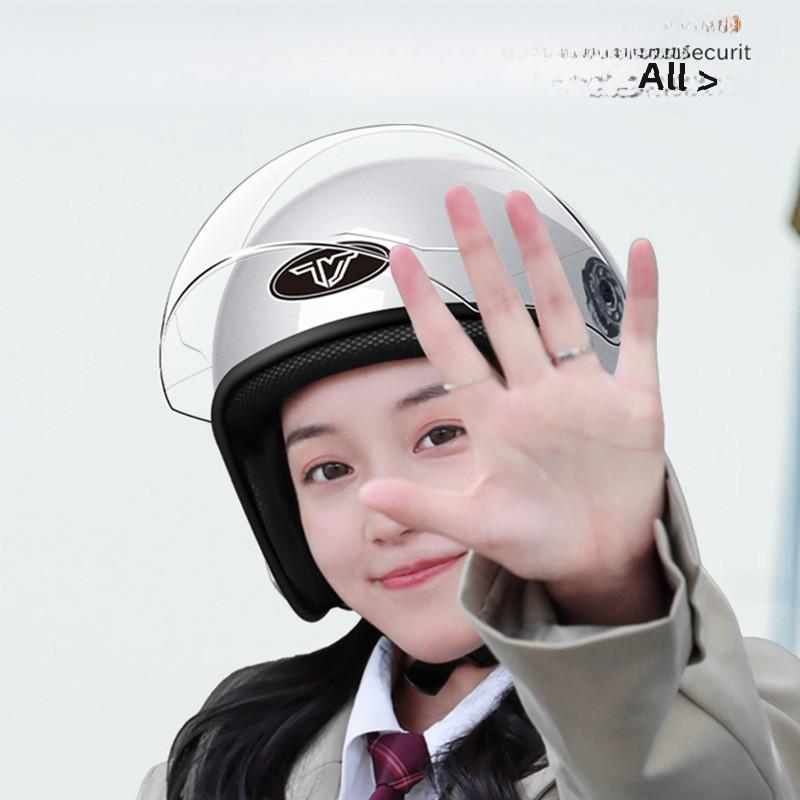 3C Certified Electric Motorcycle Helmet: Unisex Half Helmet for All Seasons, Provides Summer Ventilation and Winter Warmth