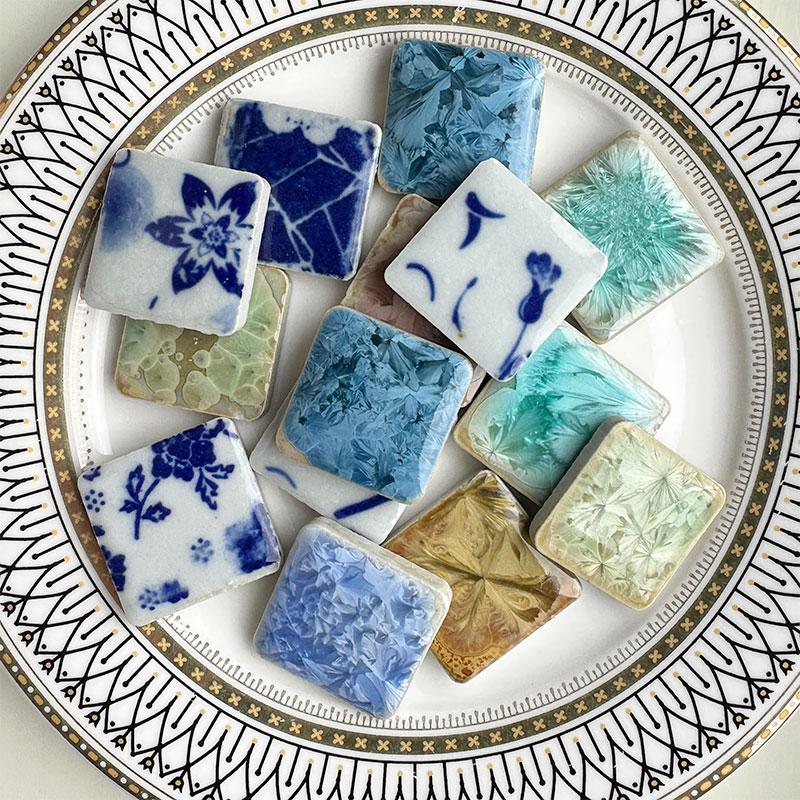 

100g DIY Ceramic Mosaic Tiles Glass leaf petal shape Handmade Ornaments Tiles Wall Crafts Crystal for Decorative Material 917 100g