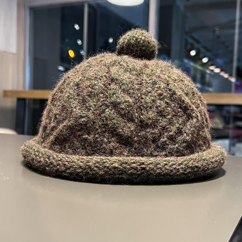 1pc Women Fashionable Beanie,Elegant Leisure Faction Portable Breathable Knitted Cap,Suitable for Vacation Travel Outdoors Wear