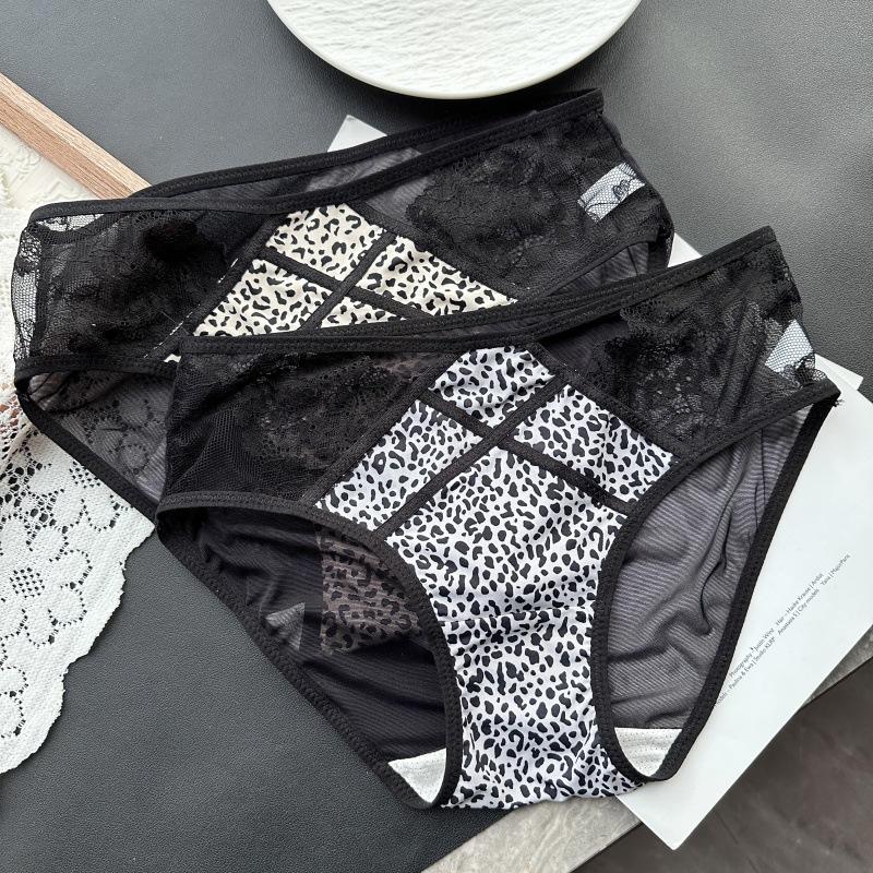

Ladies Spring and Summer Leopard Pattern Hollow Sexy Cross Lace Ice Silk Panties One size сірий