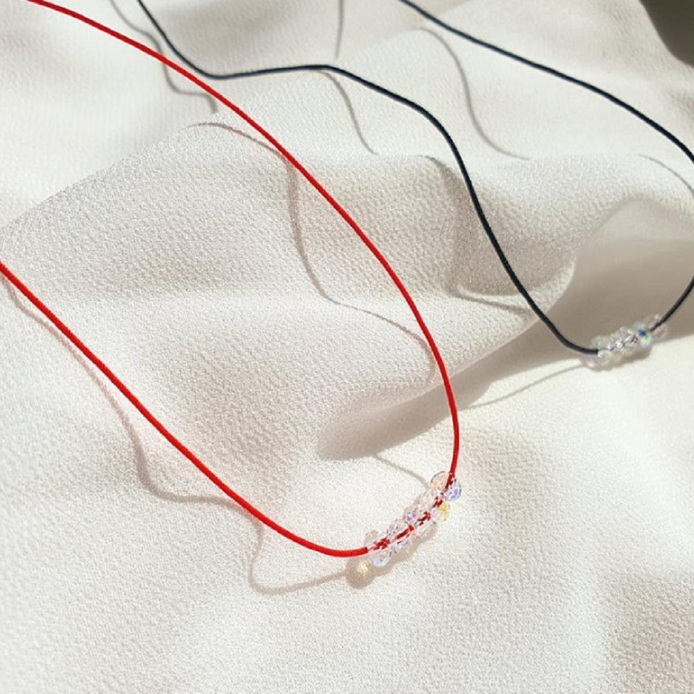 Women's Choker White Black Red Pom Pom Bead Necklace (10414208)