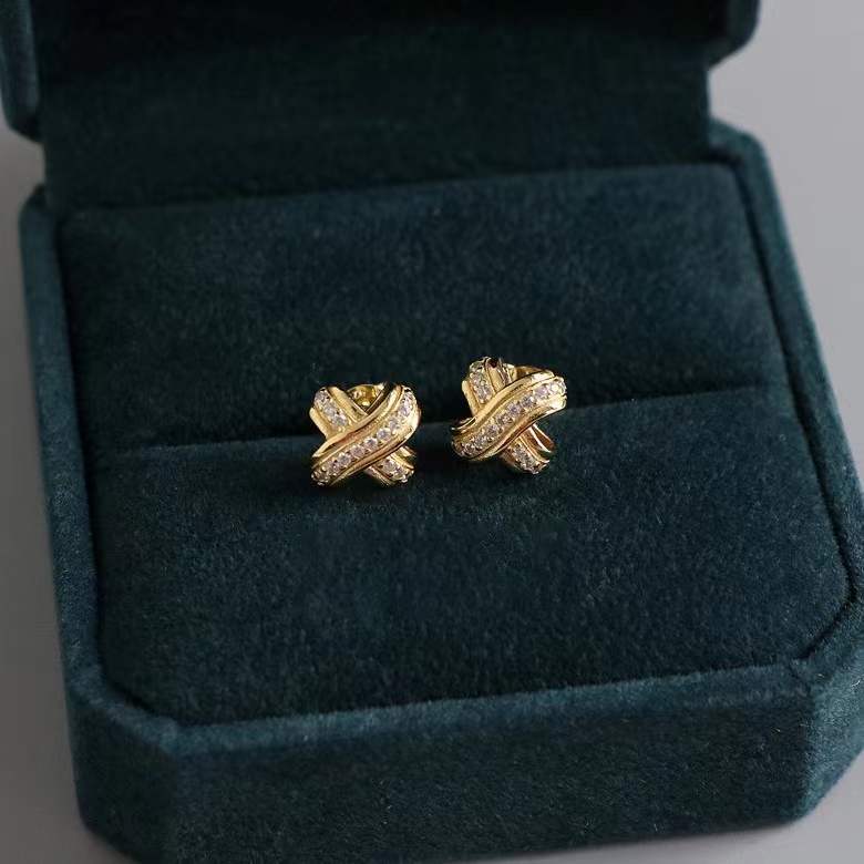 

Серьги-гвоздики из стерлингового серебра 925 пробы с простым французским узором в виде крученой проволоки для женщин, роскошные серьги с бриллиантами Niche Design 925